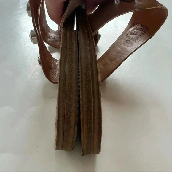 Steve Madden Jessy Rhinestones double strap slip on Leather Tan Sandals… - Picture 8 of 9